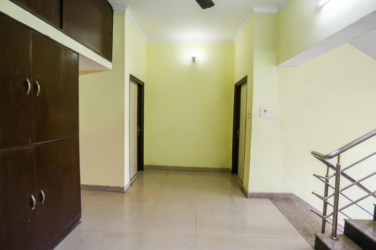 Spot On 72060 Hotel Kaushik Kakarmatha 外观 照片